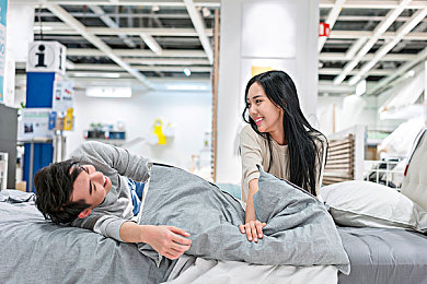 F二代app,掌控家族命运：策略博弈中的财富传承与商业智慧