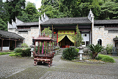 公么诊所换药治疗1｜“焕新健康之旅，公么诊所换药治疗，专业护航每一步”-3
