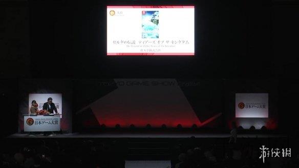 年轻教师的滋味5,年轻教师成长之路：探索挑战与成就-3